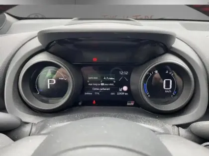 Photo 15 Toyota Yaris Hybride 116h GR SPORT