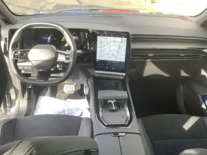 Photo 12 Renault Rafale Nouveau E-Tech full hybrid 200ch esprit Alpine