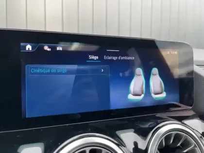 Photo 19 Mercedes GLA 220 d 4MATIC AMG Line