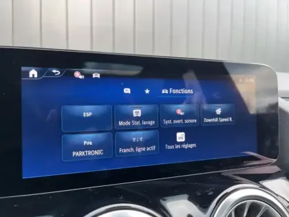 Photo 16 Mercedes GLA 220 d 4MATIC AMG Line