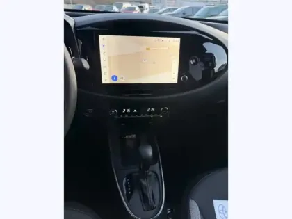 Photo 14 Toyota Aygo Hybride 116h GR Sport JBL CROSSOVER G