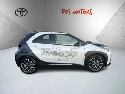 Photo 5 Toyota Aygo Hybride 116h GR Sport JBL CROSSOVER G