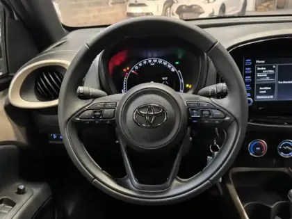 Photo 11 Toyota Aygo 1.0 VVT-i 72 Design