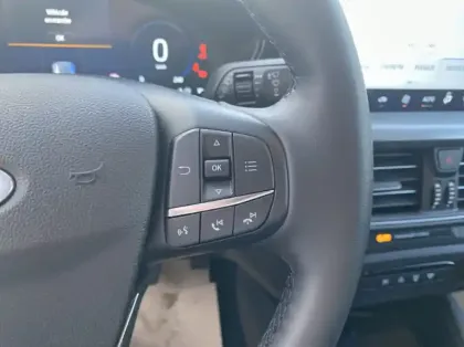 Photo 34 Ford Focus Gén. IV Ph2 Titanium X Business 5