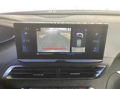 Photo 18 Peugeot 3008 BlueHDi 130ch S&S EAT8 Allure Pack