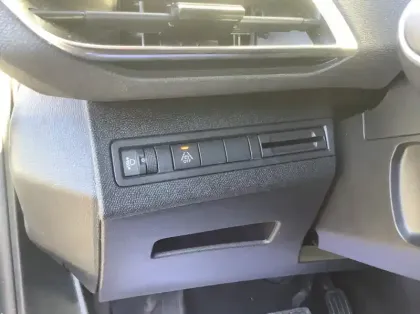 Photo 23 Peugeot 3008 BlueHDi 130ch S&S EAT8 Allure Pack