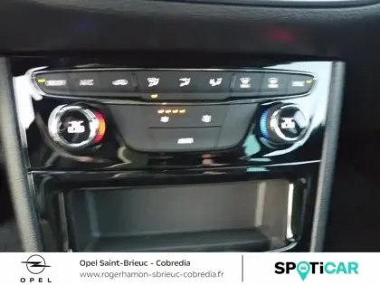 Photo 14 Opel Astra  1.2 Turbo 110ch Elegance Business 6cv