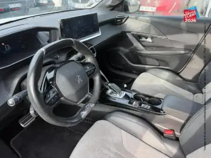 Photo 14 Peugeot 208  e- 136ch GT