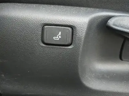 Photo 13 Toyota Yaris  Cross 116h Design MY22