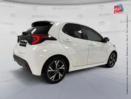 Photo 20 Toyota Yaris  116h Design 5p MC24
