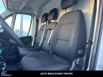 Photo 10 Peugeot Boxer  Fg L3H2 3.5 140ch S&S Pack Premium Connect