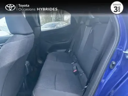 Photo 13 Toyota Yaris  116h Design 5p MC24