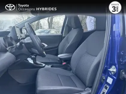 Photo 12 Toyota Yaris  116h Design 5p MC24