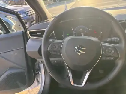 Photo 13 Suzuki Swace  1.8 Hybrid 140ch Pack