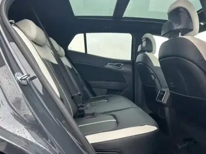 Photo 13 Kia Sportage Gén. V Ph2 GT-line Premium 5