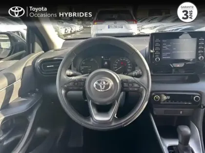 Photo 10 Toyota Yaris  116h Design 5p MY22