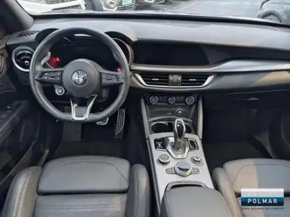 Photo 7 Alfa Romeo Stelvio  2.2 Diesel 160ch Veloce AT8