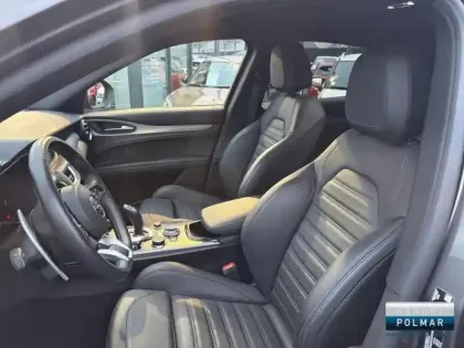 Photo 10 Alfa Romeo Stelvio  2.2 Diesel 160ch Veloce AT8