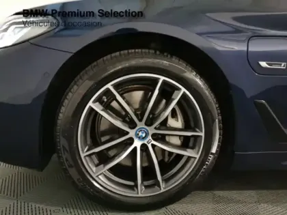 Photo 11 BMW Serie 5 Série 5 545eA xDrive 394ch M Sport Steptronic