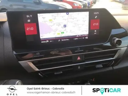 Photo 12 Citroën C4  PureTech 130ch S&S Shine EAT8