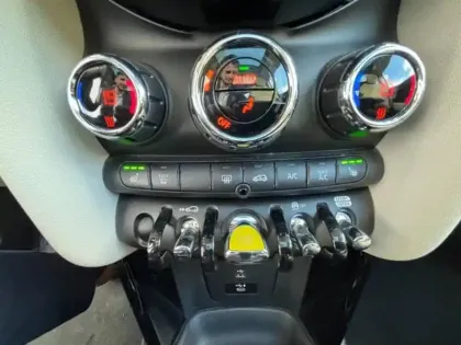 Photo 14 Mini Mini  Cooper SE 184ch Edition Camden BVA 5CV