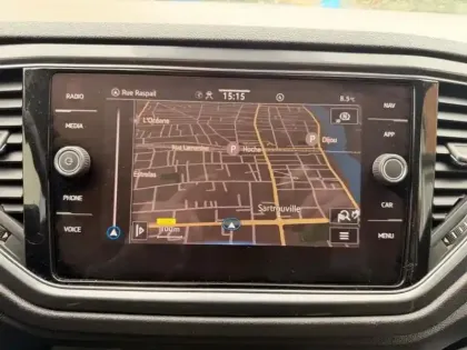 Photo 14 Volkswagen T-roc  1.5 TSI EVO 150ch Carat DSG7 S&S