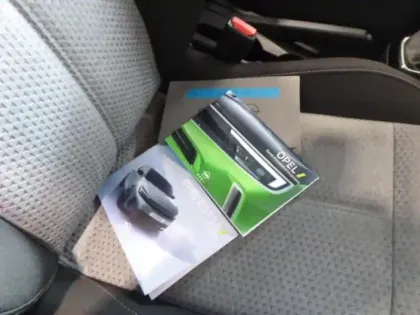 Photo 10 Opel Corsa  1.2 75ch