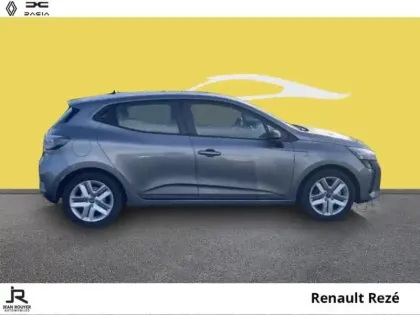 Photo 12 Renault Clio  1.6 E-Tech 145ch full hybrid Evolution - 24