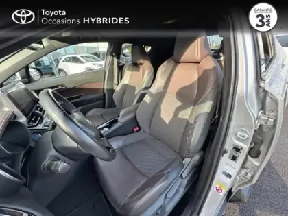 Photo 10 Toyota C-HR  122h Distinctive 2WD E-CVT