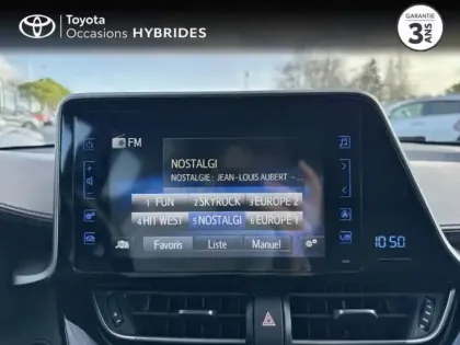 Photo 14 Toyota C-HR  122h Distinctive 2WD E-CVT