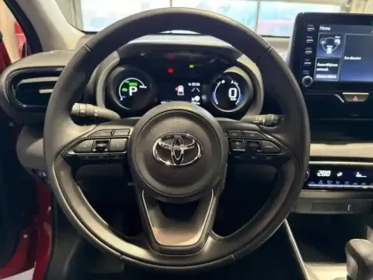Photo 5 Toyota Yaris  116h Design 5p MY22