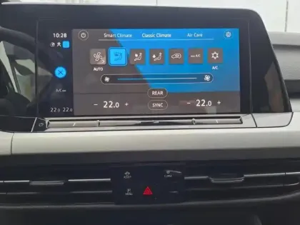 Photo 14 Volkswagen Golf  1.0 TSI OPF 110ch Life Plus