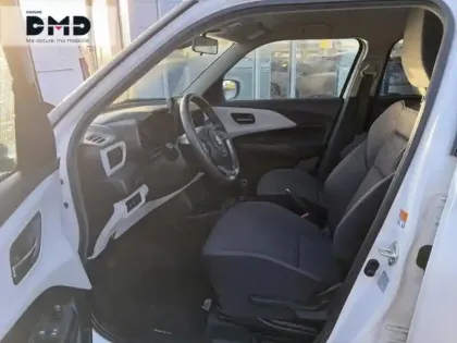 Photo 10 Suzuki Swift  1.2 Hybrid 83ch Privilège