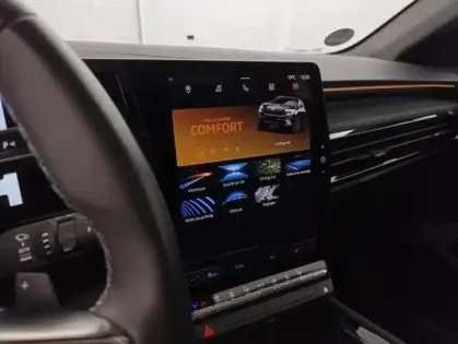 Photo 14 Renault Austral  1.2 E-Tech full hybrid 200ch Techno esprit Alpine - 24