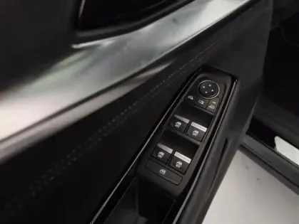 Photo 11 Renault Austral  1.2 E-Tech full hybrid 200ch Techno esprit Alpine - 24