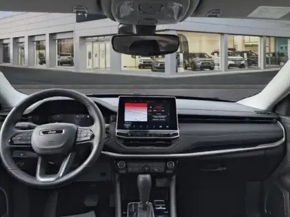 Photo 7 Jeep Compass  1.3 Turbo T4 240ch PHEV 4xe Upland AT6 eAWD