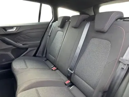 Photo 9 Ford Focus  SW 1.5 EcoBlue 120ch ST-Line BVA