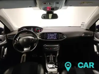 Photo 6 Peugeot 308  1.2 PureTech 130ch E6.c S&S Tech Edition EAT8