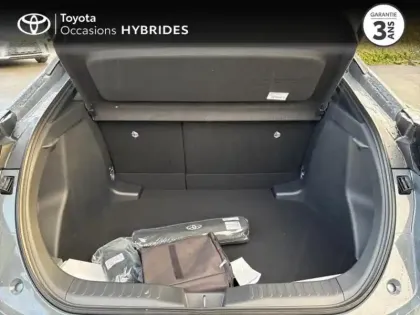 Photo 9 Toyota C-HR  1.8 Hybride 140ch Graphic MY26