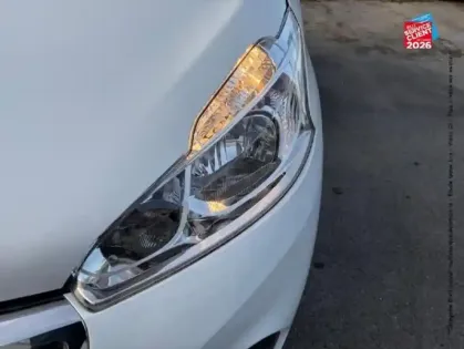 Photo 12 Peugeot 208  1.2 PureTech 68ch E6.c Like 5p