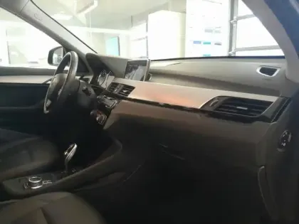 Photo 13 BMW X1  sDrive16dA 116ch Lounge DKG7 Euro6d-T