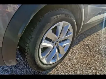 Photo 12 Renault Captur  1.6 E-Tech hybride 145ch Business -21