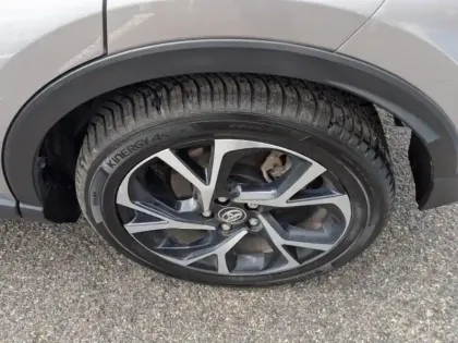 Photo 11 Toyota C-HR  122h Edition 2WD E-CVT RC18