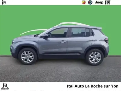 Photo 8 Jeep Avenger  1.2 Turbo T3 100ch MHEV Altitude BVR6 eHybrid