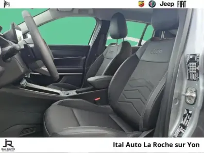 Photo 10 Jeep Avenger  1.2 Turbo T3 100ch MHEV Altitude BVR6 eHybrid