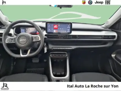 Photo 12 Jeep Avenger  1.2 Turbo T3 100ch MHEV Altitude BVR6 eHybrid