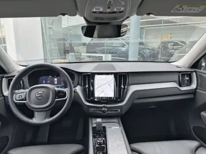 Photo 7 Volvo Xc60  T6 Hybride Rechargeable 253 + 145ch Ultra Style Chrome Geartronic 8 AWD