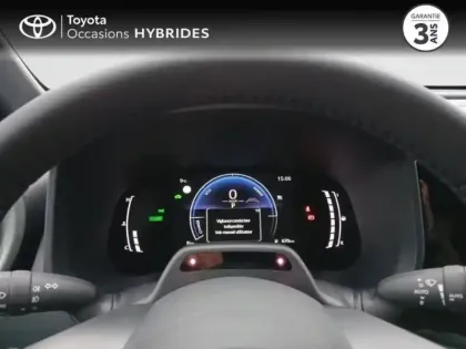 Photo 13 Toyota Aygo  X 116h Graphic