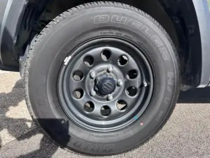 Photo 7 Suzuki Jimny  1.5 VVT Privilège