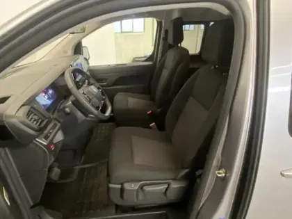 Photo 10 Peugeot Expert  Fg M 2.2 Diesel 180ch Cabine Approfondie Tech Edition automatique